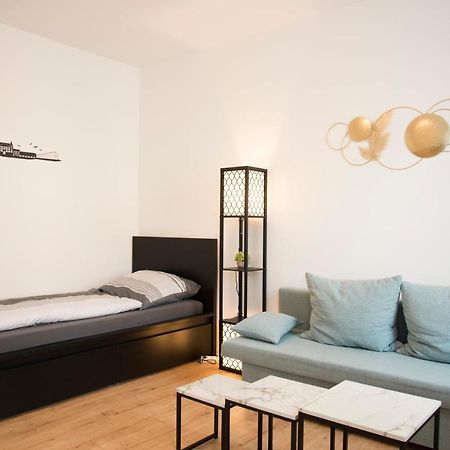 Schoene Ferienwohnung 78M2, 3 Schlafzimmer, 2 Baeder, Zentrumnah, 1Og Эрфурт Экстерьер фото