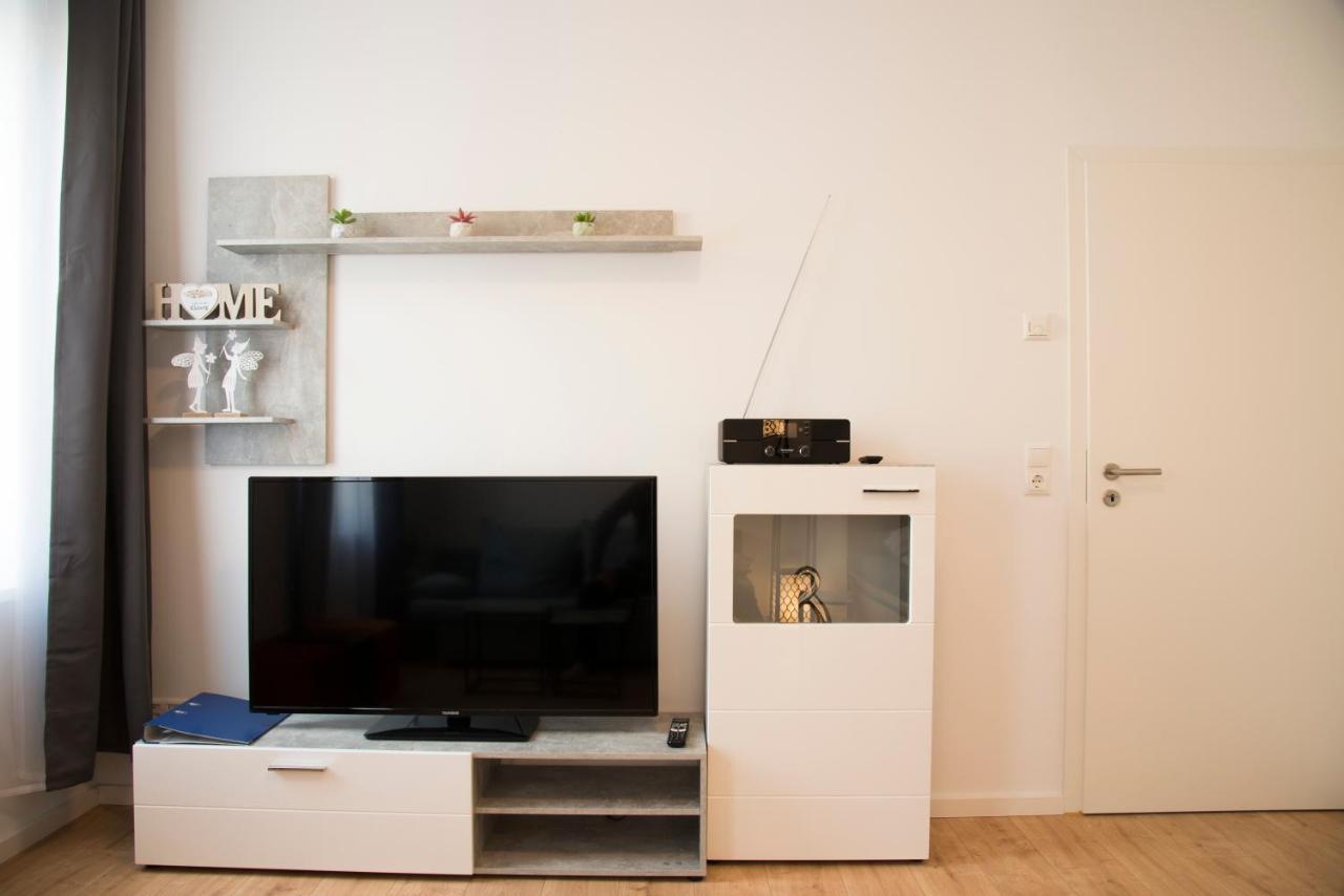 Schoene Ferienwohnung 78M2, 3 Schlafzimmer, 2 Baeder, Zentrumnah, 1Og Эрфурт Экстерьер фото