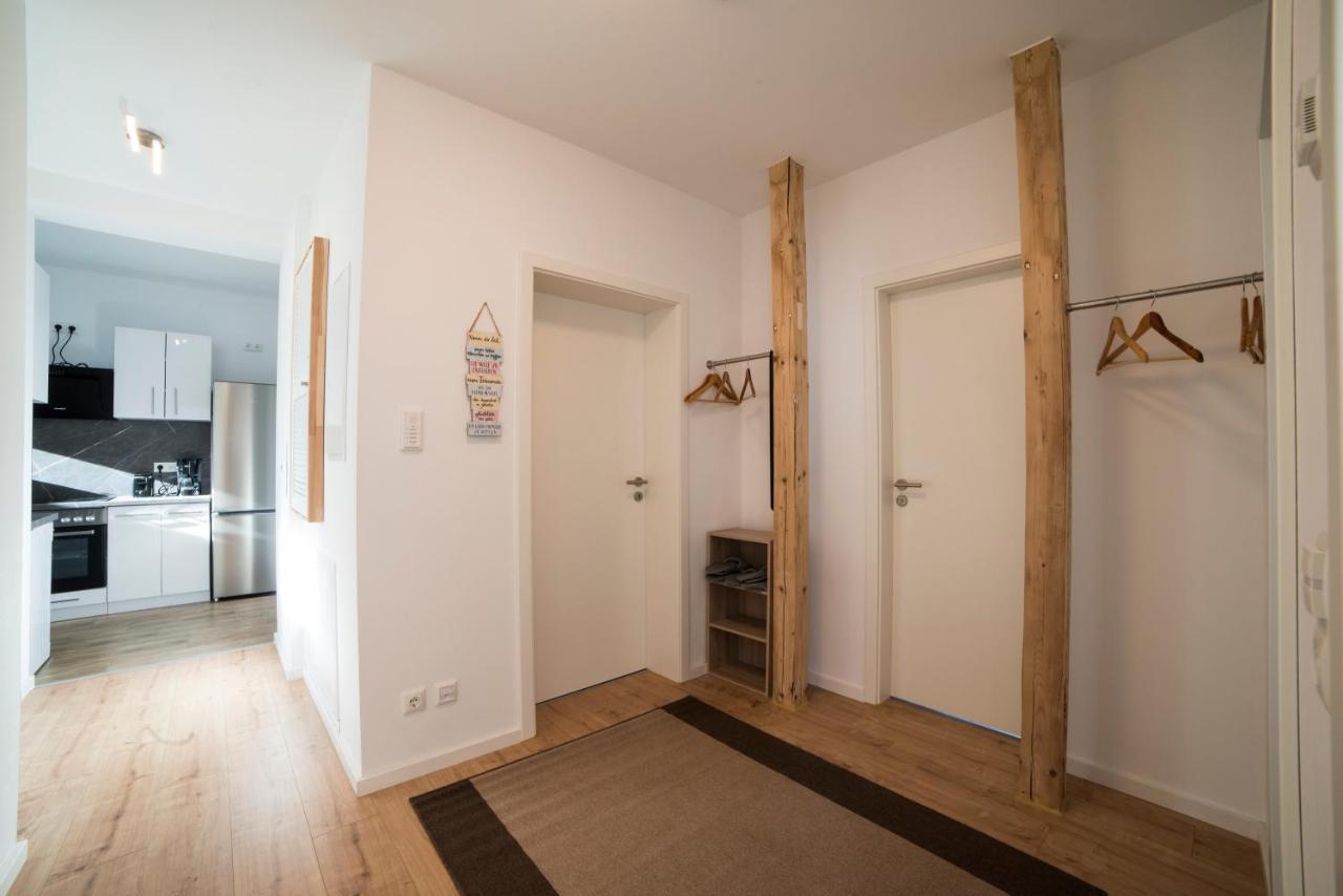 Schoene Ferienwohnung 78M2, 3 Schlafzimmer, 2 Baeder, Zentrumnah, 1Og Эрфурт Экстерьер фото