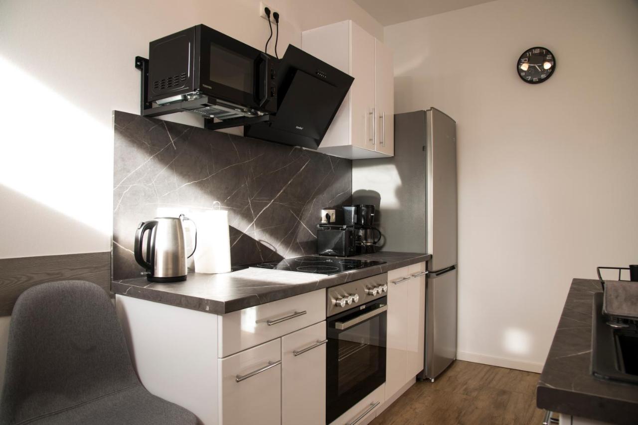 Schoene Ferienwohnung 78M2, 3 Schlafzimmer, 2 Baeder, Zentrumnah, 1Og Эрфурт Экстерьер фото