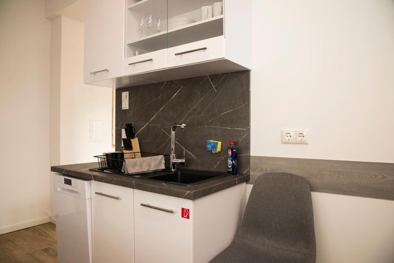 Schoene Ferienwohnung 78M2, 3 Schlafzimmer, 2 Baeder, Zentrumnah, 1Og Эрфурт Экстерьер фото